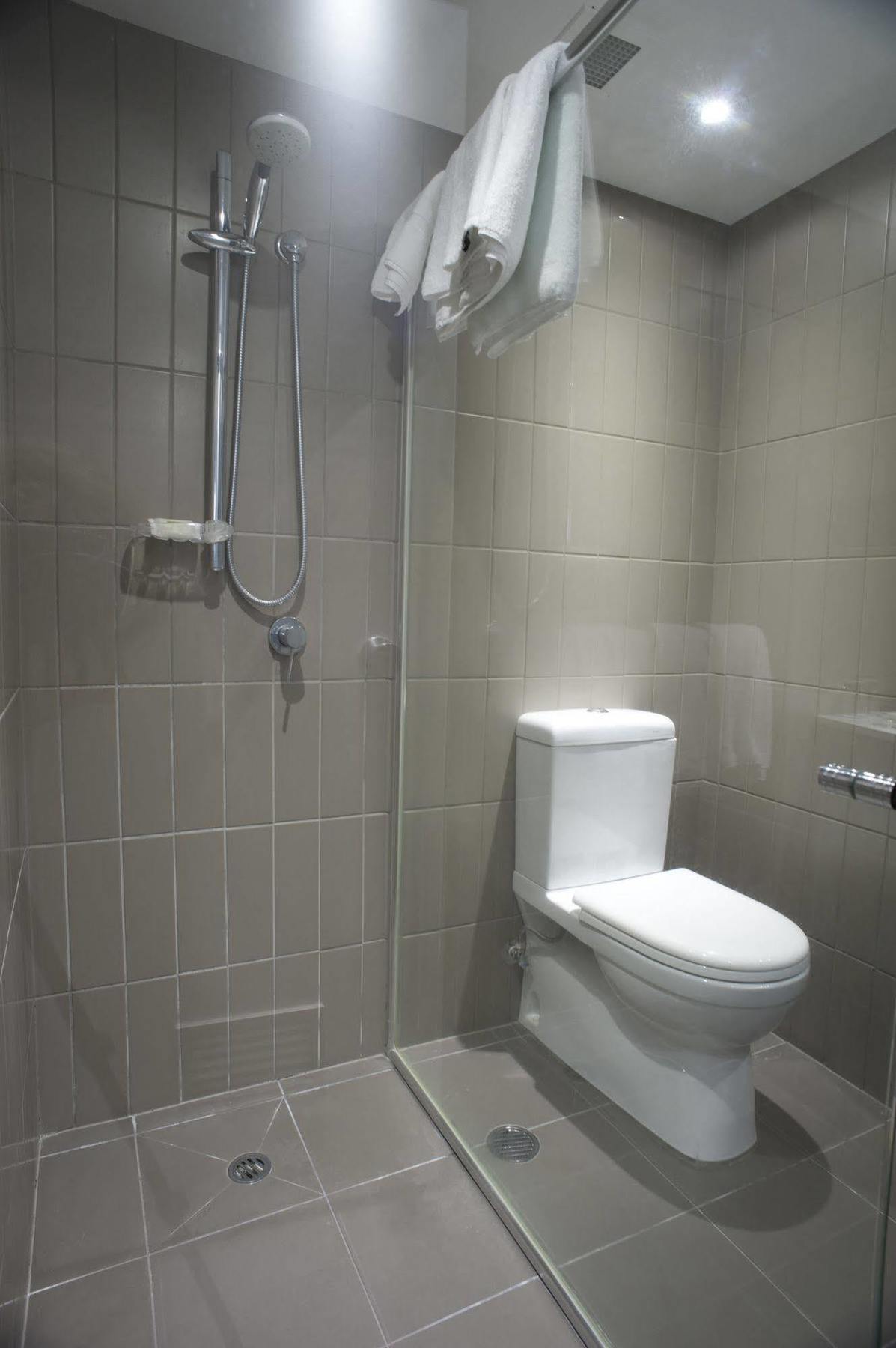 Urban Hostel Pasig City Екстериор снимка