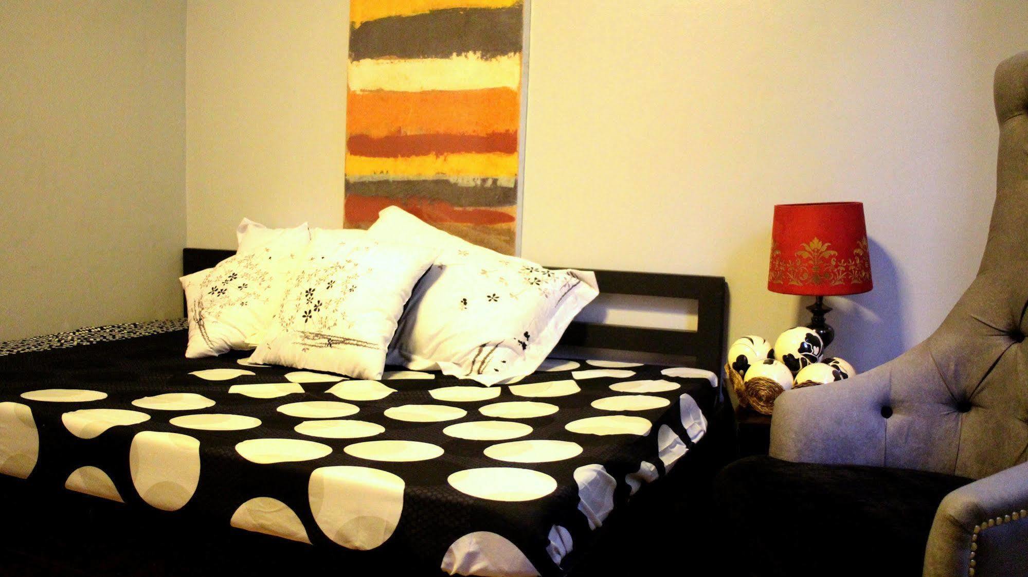 Urban Hostel Pasig City Екстериор снимка
