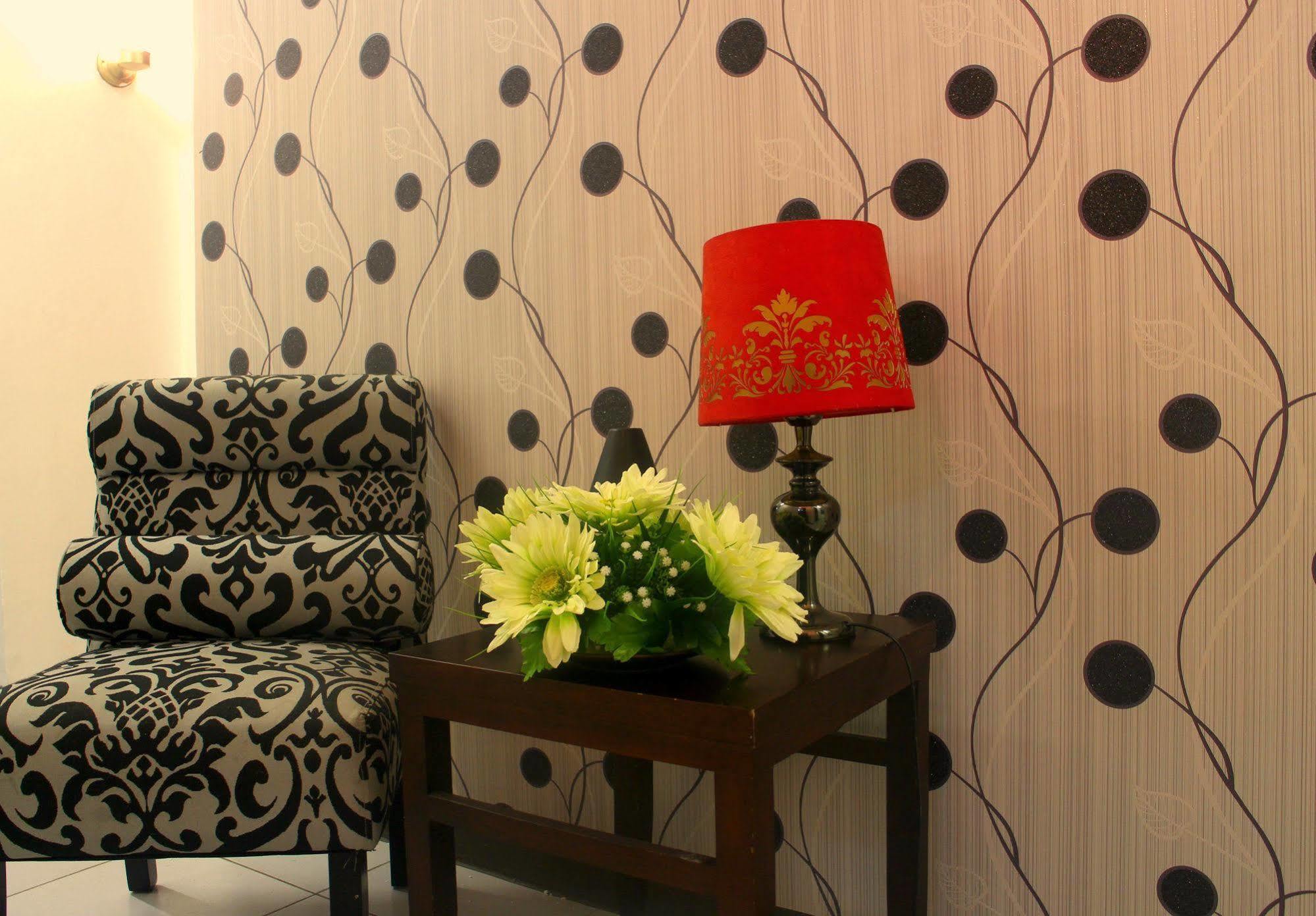 Urban Hostel Pasig City Екстериор снимка