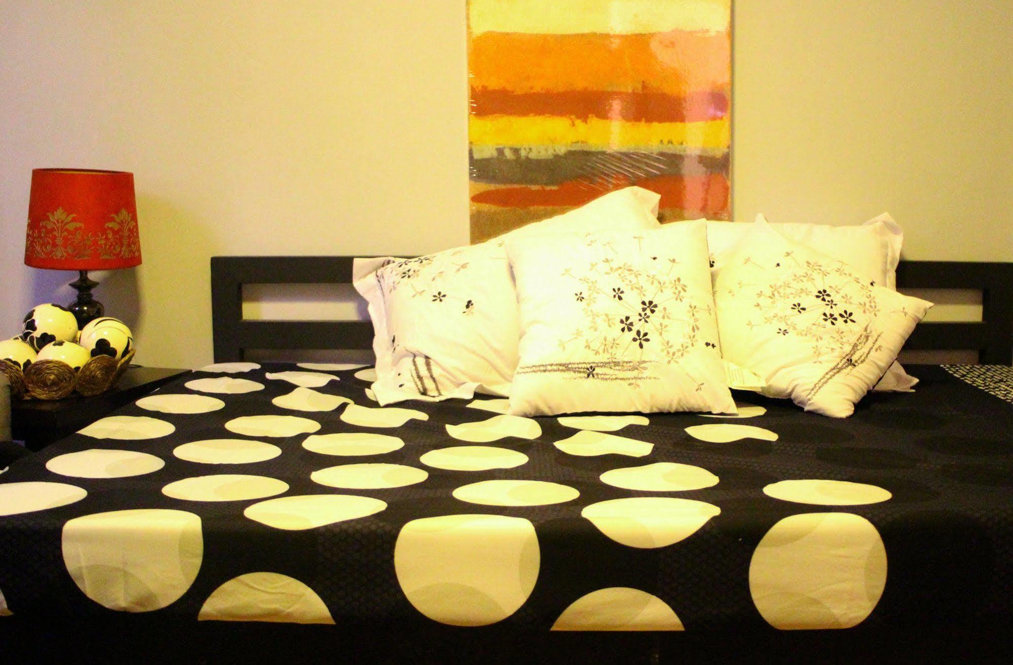 Urban Hostel Pasig City Екстериор снимка